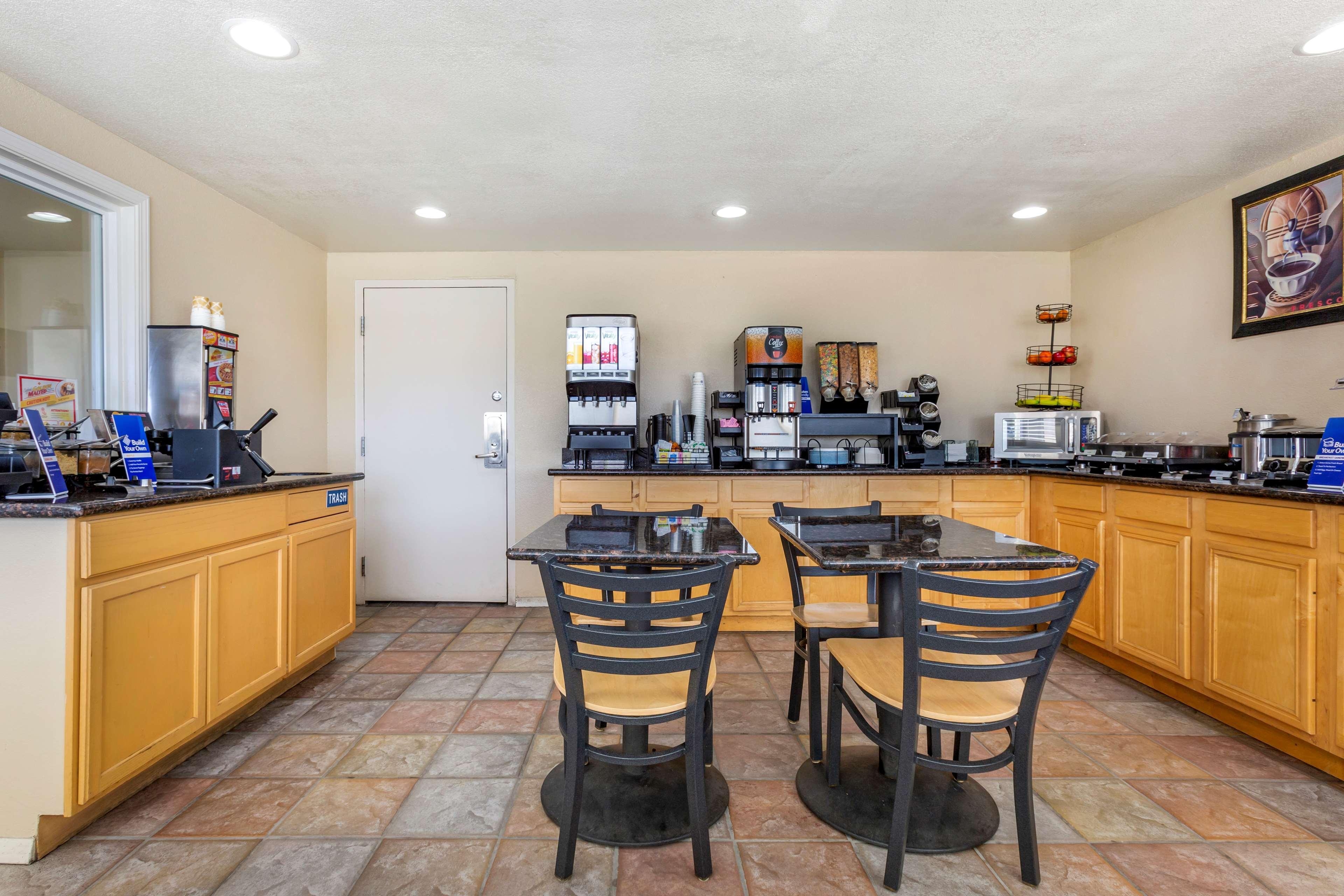 Best Western El Rancho Palacio Roswell Buitenkant foto